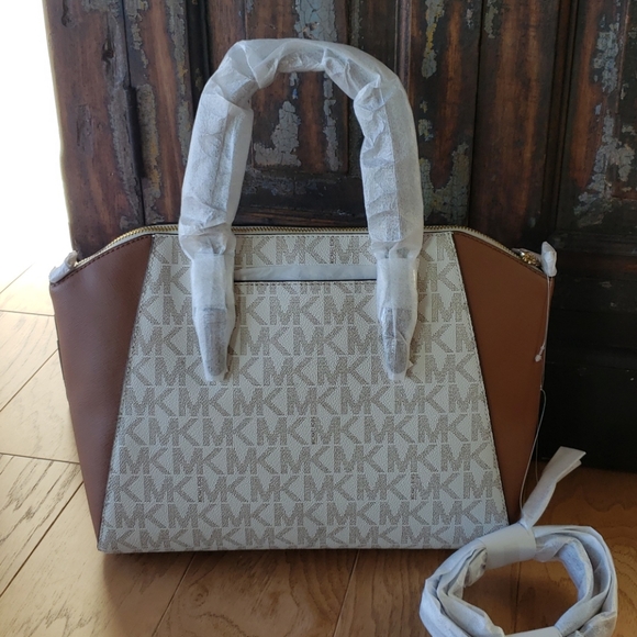 MK large satchel - Picture 2 of 4